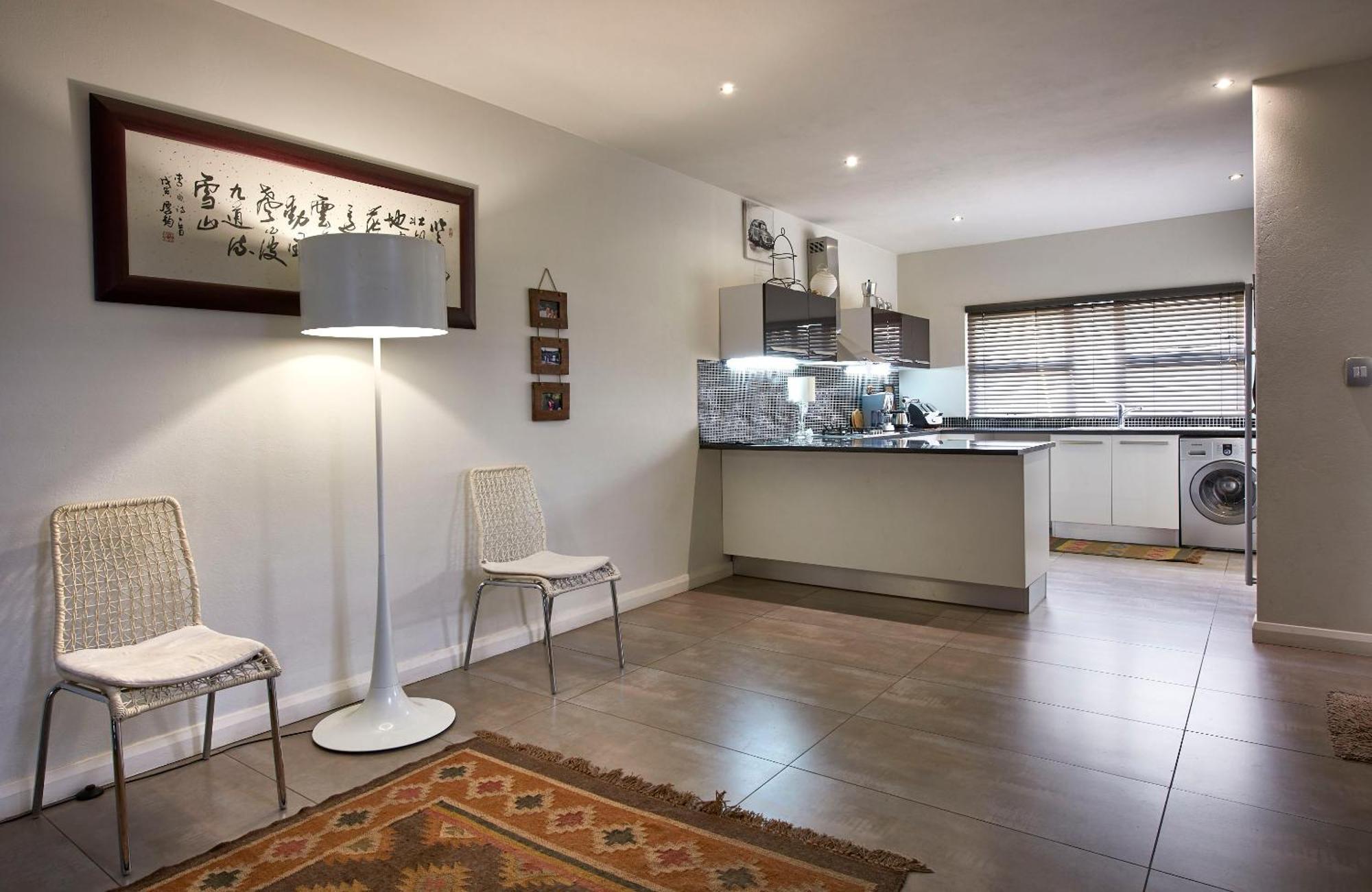 Dynasty Forest Sandown Serviced Apartments & Self Catering Hotel Йоханнесбург Номер фото